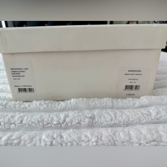 Givenchy White and Black Women's Sneakers - Picture 5 of 5